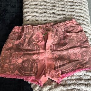 Pink Floral Print Women's Shorts